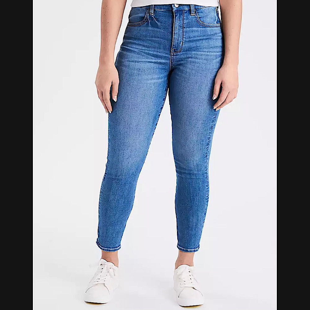 AE NWT Curvy Super Hi-Rise Jegging Crop